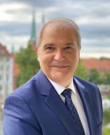 Prof. Diamant Thaçi